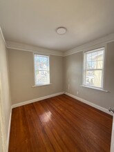 22 Weaver Ave in Bloomfield, NJ - Building Photo - Building Photo