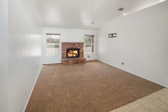 3329 W Los Reales Rd in Tucson, AZ - Building Photo - Building Photo