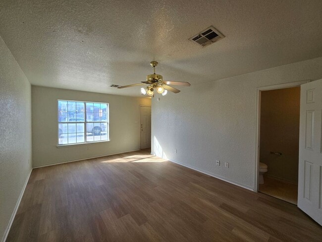 1603 Dugger Cir in Killeen, TX - Building Photo - Building Photo