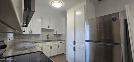 4556 Cambridge Rd in Jacksonville, FL - Building Photo - Building Photo