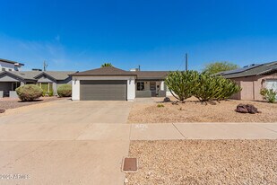 1214 E Monroe St in Phoenix, AZ - Building Photo