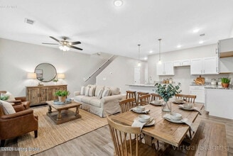 3202 Maldon Ct in Louisville, KY - Building Photo - Building Photo