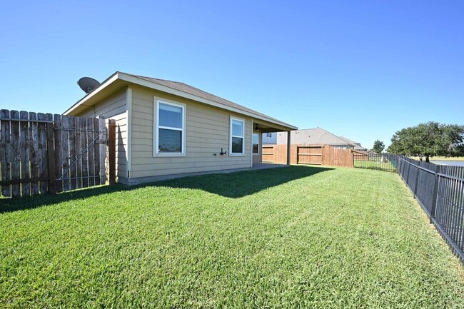 property at 3111 Keystone Square Ln