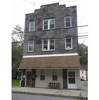 3148 McClure Ave, Unit 102 in Pittsburgh, PA - Building Photo