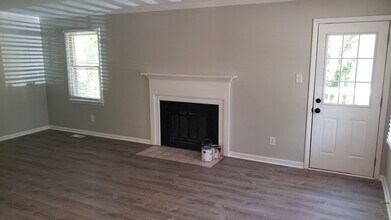 109 Greengate Ct in Cary, NC - Foto de edificio - Building Photo