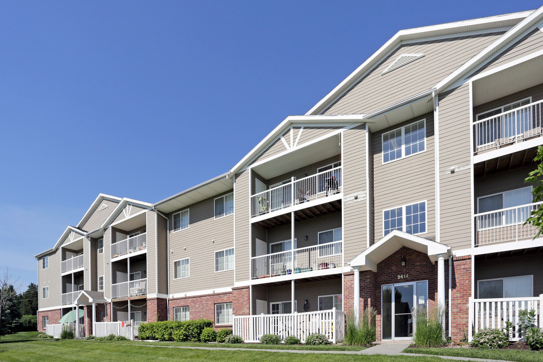 Mystic Pines in Lincoln, NE - Foto de edificio