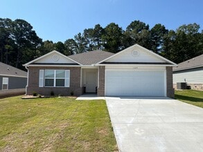 1520 Meadows Dr in Benton, AR - Building Photo - Building Photo