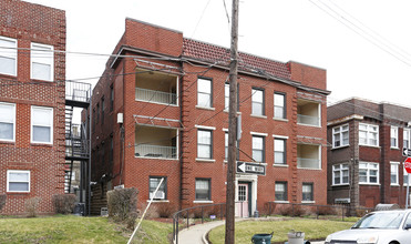 2021 Wendover St in Pittsburgh, PA - Building Photo - Building Photo