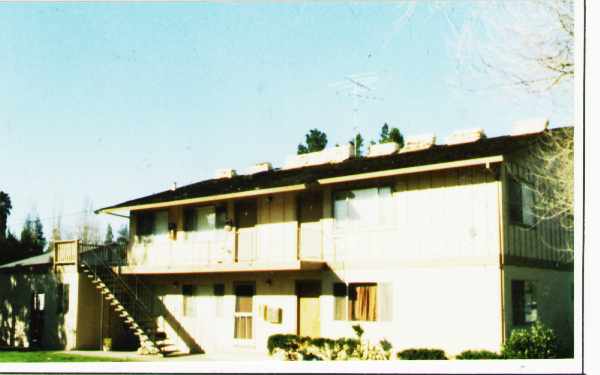 5749 Almaden Expwy. in San Jose, CA - Foto de edificio - Building Photo