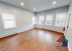 33 Granite St in Barre, VT - Building Photo