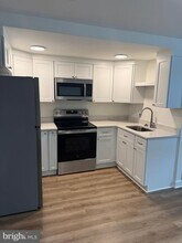 380 Broadview Ave in Warrenton, VA - Building Photo - Building Photo