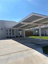 16 Briggs Rd in Weslaco, TX - Building Photo - Building Photo