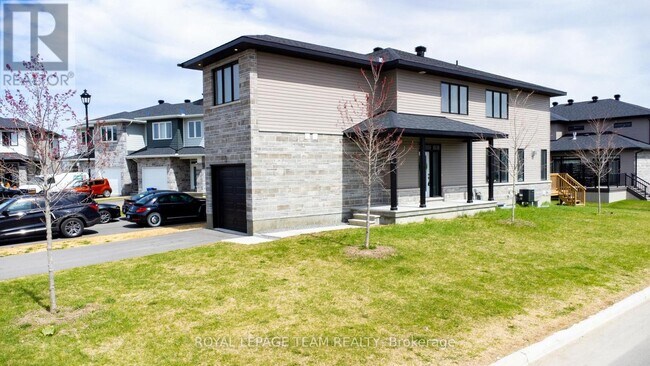 3 Morrall Ct in Arnprior, ON - Building Photo - Building Photo