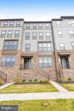 1614 Kirkman St in Dumfries, VA - Building Photo - Building Photo