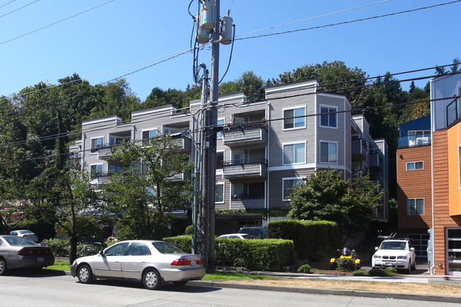 Harbor Square Apartment in Seattle, WA - Foto de edificio - Building Photo