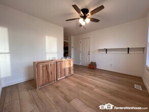 905 SE 9th St in Des Moines, IA - Building Photo - Building Photo
