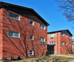 633 S. Maple Ave. Apartments