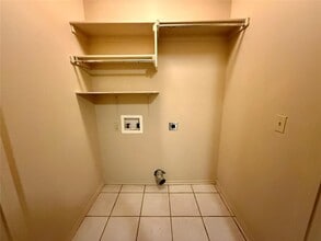 5 Lombardy Pl in Clinton, OK - Building Photo - Building Photo