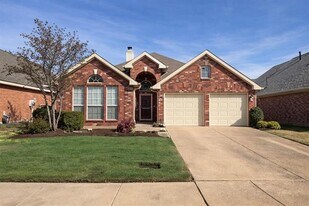 7016 Warm Springs Trail in Fort Worth, TX - Building Photo