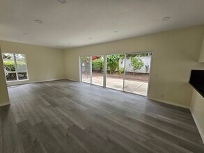 20 Norton St in Irvine, CA - Building Photo - Building Photo