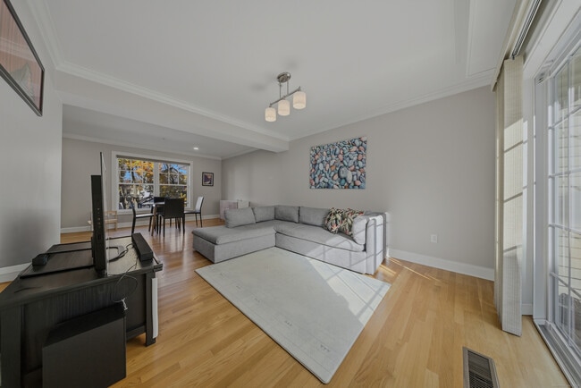 property at 1707 Summer St