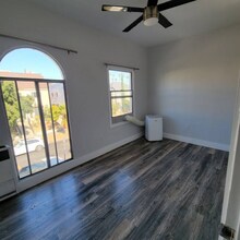 837 Normandie Ave in Los Angeles, CA - Building Photo - Building Photo