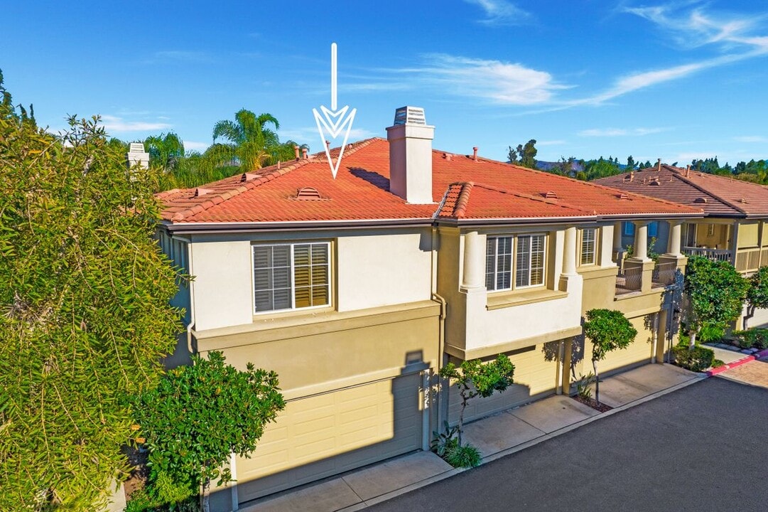 971 Somerville in Irvine, CA - Building Photo