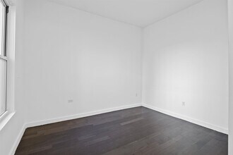 508 Mercer St-Unit -APT 1 in Jersey City, NJ - Building Photo - Building Photo