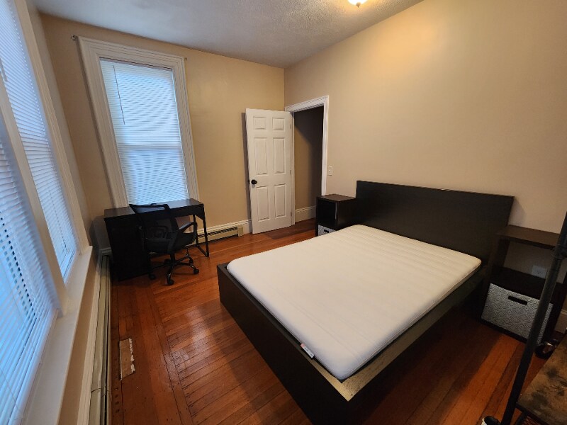66 Brook St in Quincy, MA - Building Photo
