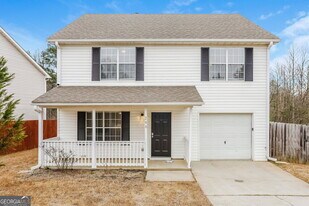 200 Bay Cove Ct in Stockbridge, GA - Building Photo