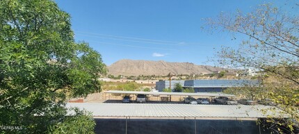 500 Thunderbird Dr in El Paso, TX - Building Photo - Building Photo