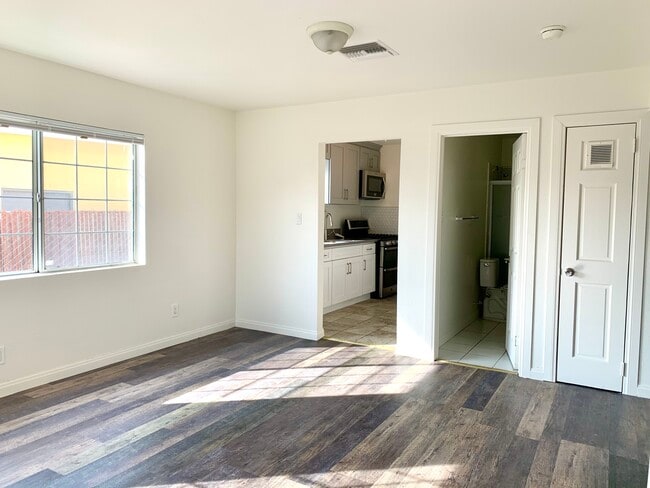 property at 2134 S Cloverdale Ave