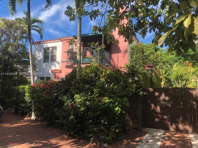 property at 25 SW 18th Rd