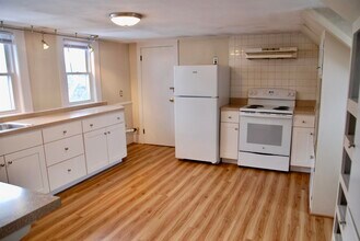 17 Hanover St in Concord, NH - Building Photo - Building Photo