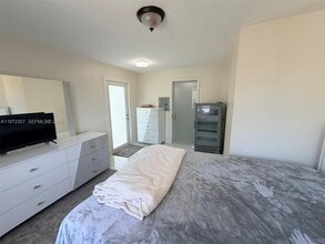 5801 NW 113th Terrace in Hialeah, FL - Building Photo - Building Photo