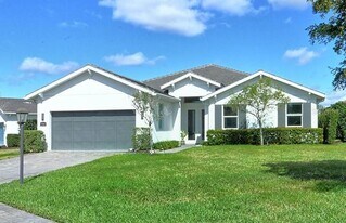 7744 Sandhill Lake Dr in Sarasota, FL - Building Photo