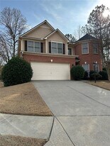 4008 Divot Ct in Duluth, GA - Building Photo