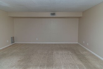 1910 Harris St in Goldsboro, NC - Building Photo - Building Photo