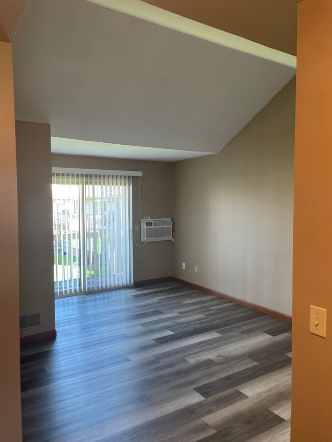 31741 Nardelli Ln in Roseville, MI - Building Photo - Building Photo