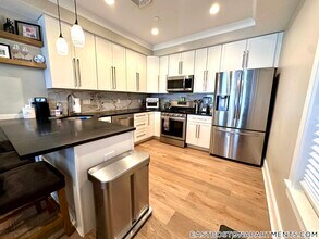 69 Falcon St in Boston, MA - Building Photo - Building Photo