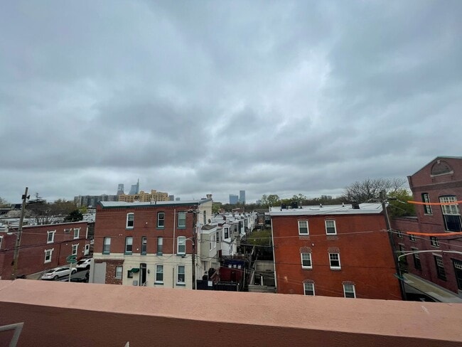 2809 Parrish St in Philadelphia, PA - Building Photo - Building Photo