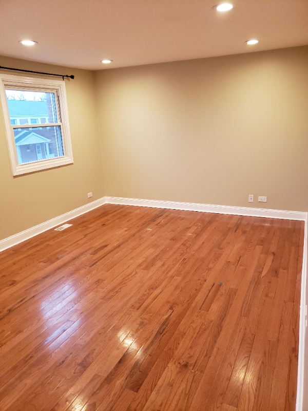 2128 Rugen Rd in Glenview, IL - Foto de edificio - Building Photo