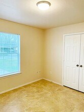 2235 Toledo St in Beaumont, TX - Building Photo - Building Photo