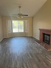 300 Kendrick Ln in Vacaville, CA - Building Photo - Building Photo