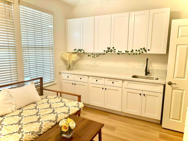 property at 6805 Edinburgh Rd