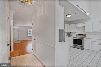 4223 N Carlin Springs Rd in Arlington, VA - Building Photo - Building Photo