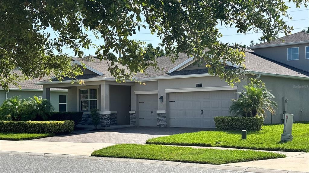 1725 Snapper St in St. Cloud, FL - Building Photo