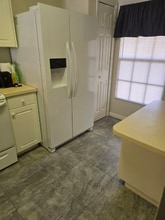 1140 Luminary Cir in Melbourne, FL - Foto de edificio - Building Photo
