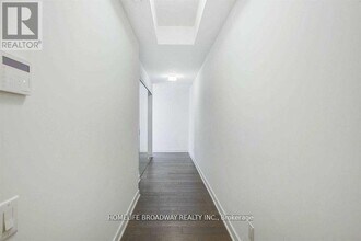 57 St Joseph St in Toronto, ON - Building Photo - Building Photo