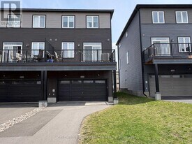1085 Speedvale Ct in Ottawa, ON - Building Photo